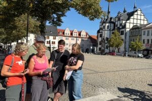 Detektiv-Team sucht mit GPS nach dem Silberschatz in Saalfeld