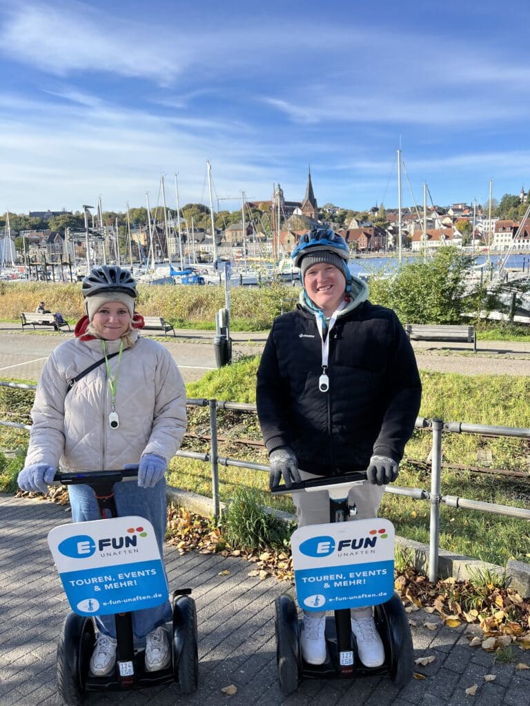 Segway Tour in Flensburg entlang der Flensburger Förde mit Blick auf das Wasser